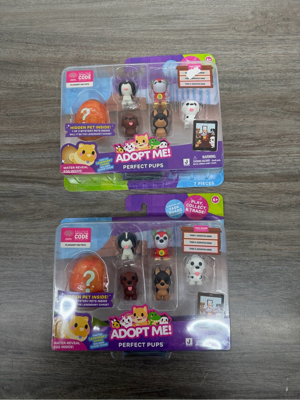 2/pack  Adopt Me Perfect Pups Mini Figure Set with Mystery Pet